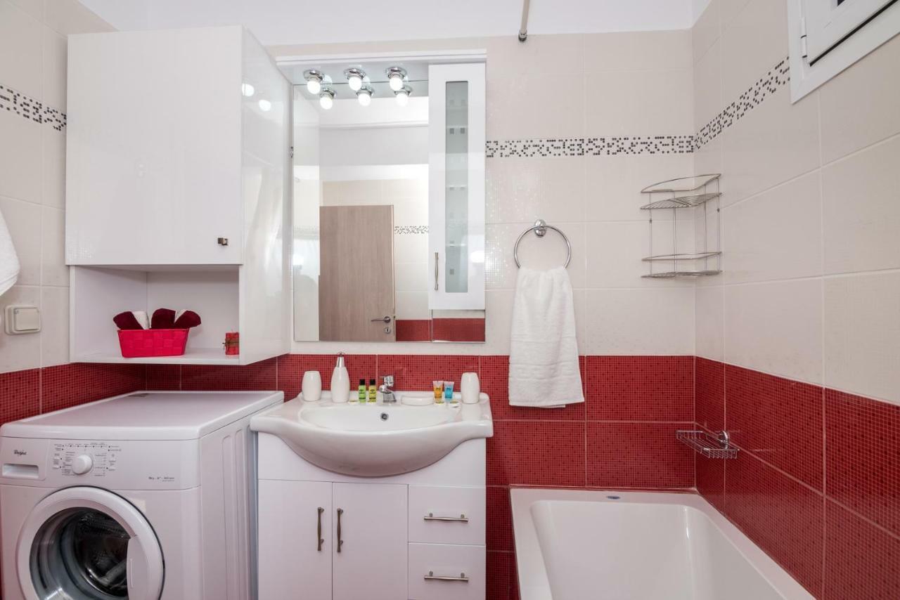 Sofia'S Apartments Razata Luaran gambar