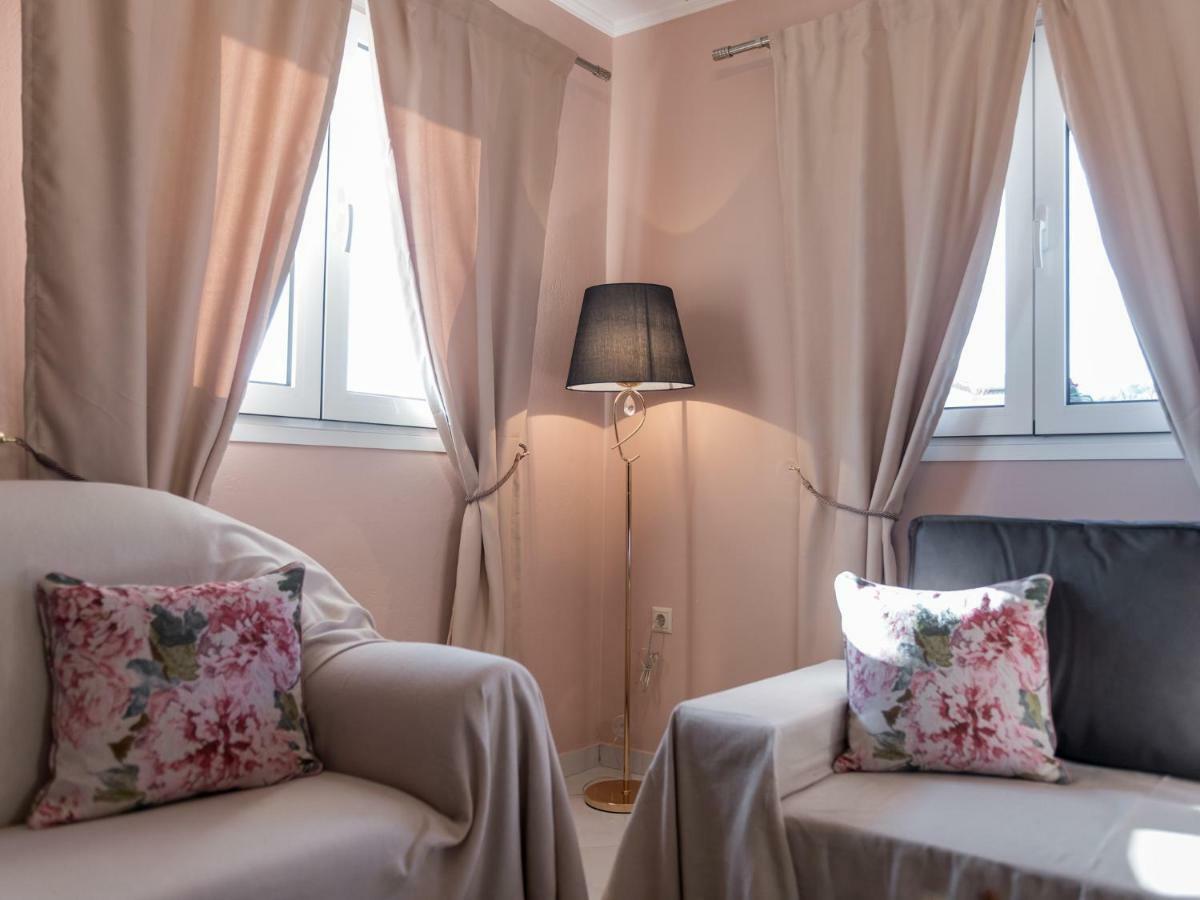 Sofia'S Apartments Razata Luaran gambar